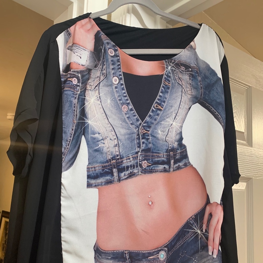 Novelty top